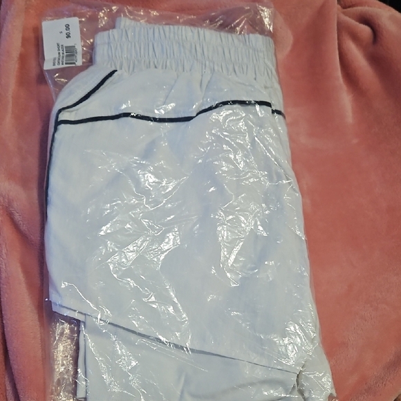 Bandier White Layered Athletic Running Shorts Small NWT - Picture 6 of 7